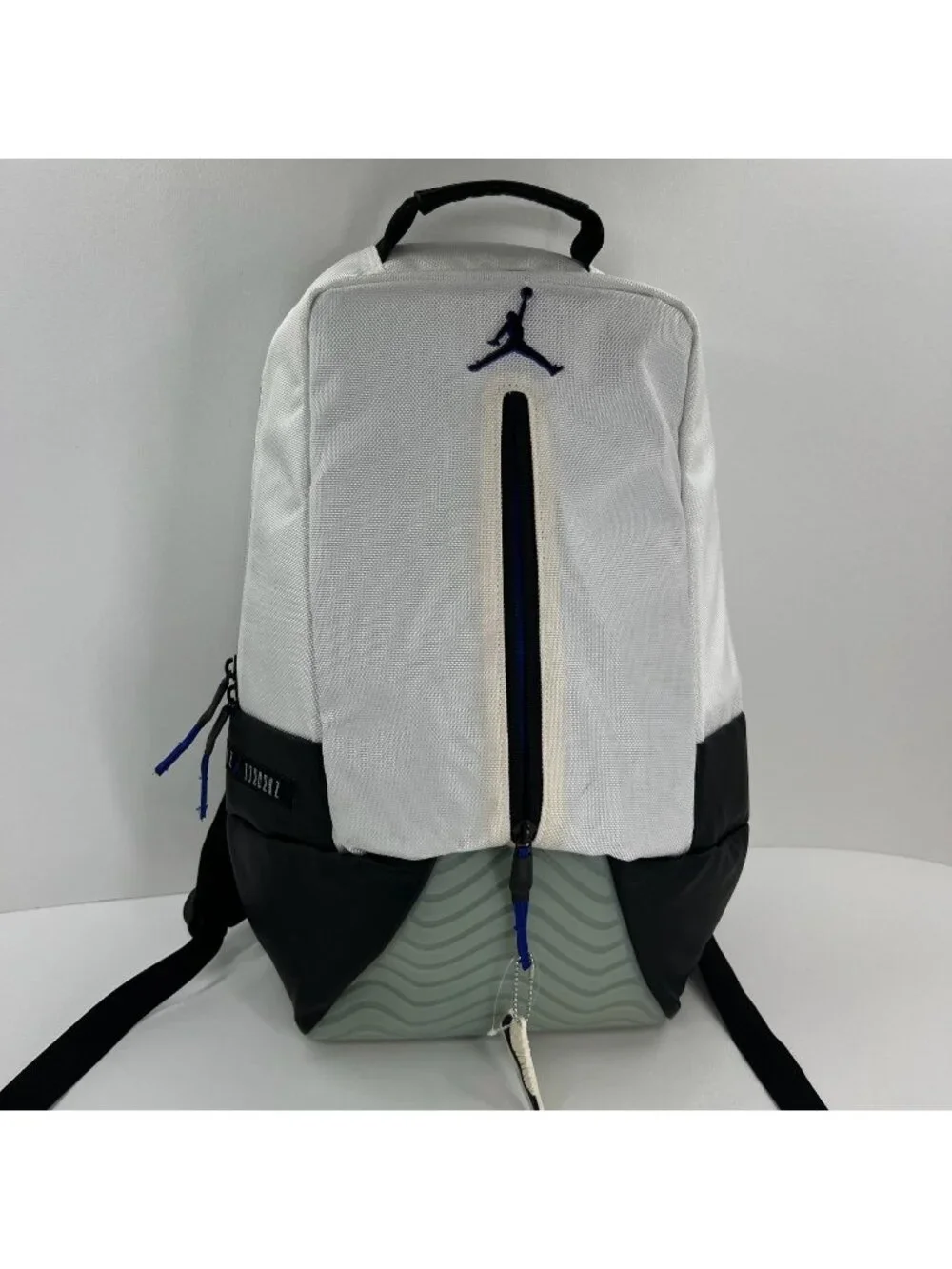 Nike Air Jordan Retro 11 Concord Backpack Men One Size Laptop Sleeve White Black